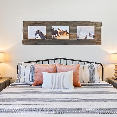 Western Caldwell Charm Extérieur photo